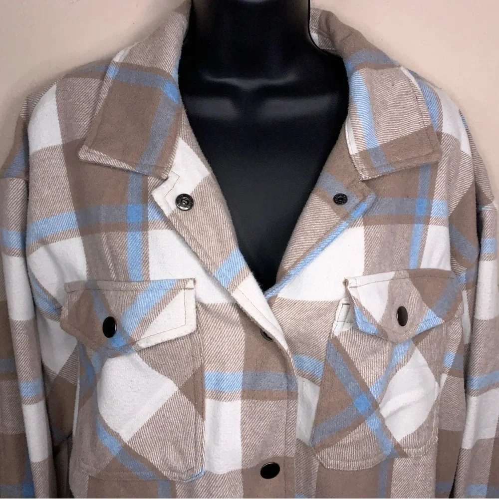 Medium HFX Flannel Shirt Jacket Snap Button Closure Beige Blue Plaid Wool Blend